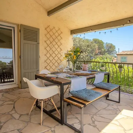 La Lezardiere